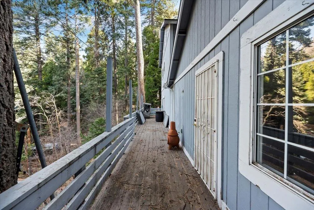 810 Oakmont Lane, Lake Arrowhead, California 92352 home-pic-36