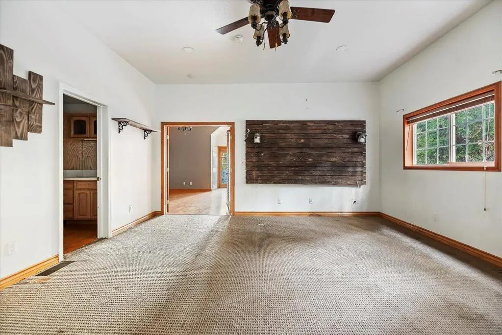 810 Oakmont Lane, Lake Arrowhead, California 92352 home-pic-22