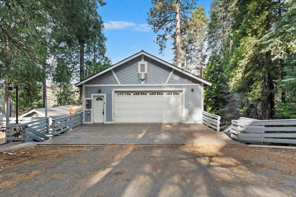 810 Oakmont Lane, Lake Arrowhead, California 92352 home-pic-3