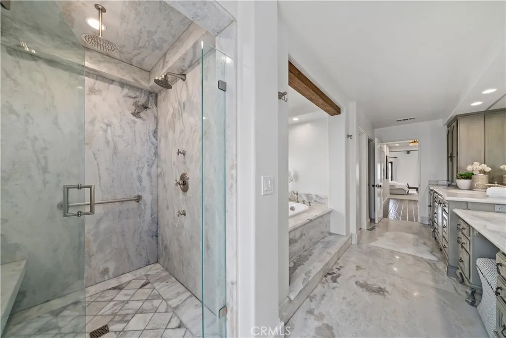 110 Via Trieste, Newport Beach, California 92663 home-pic-33