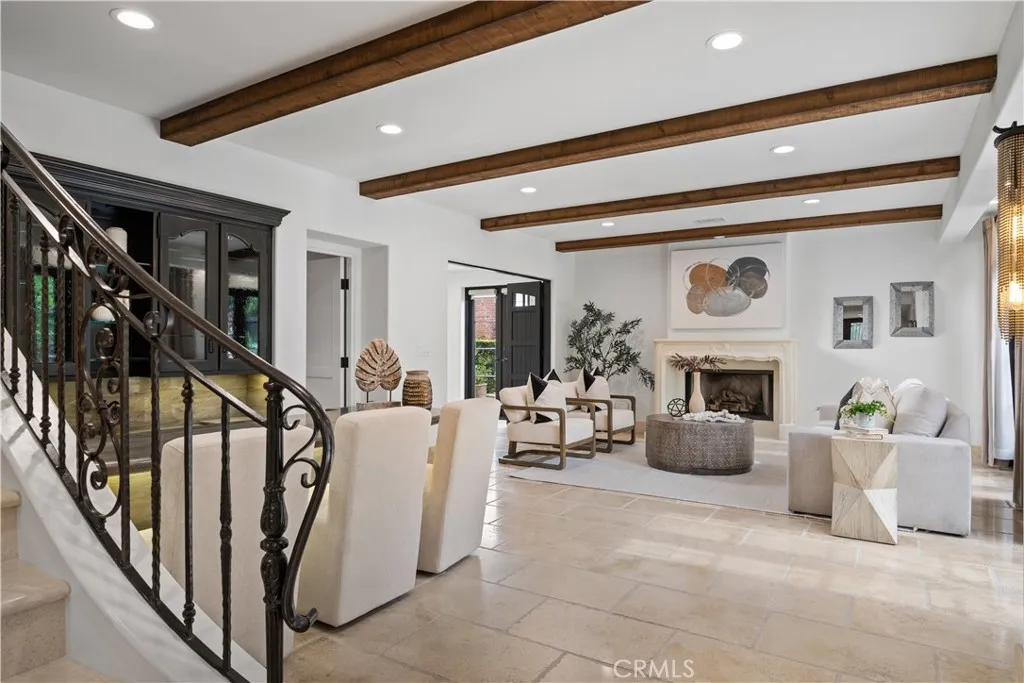 110 Via Trieste, Newport Beach, California 92663 home-pic-17