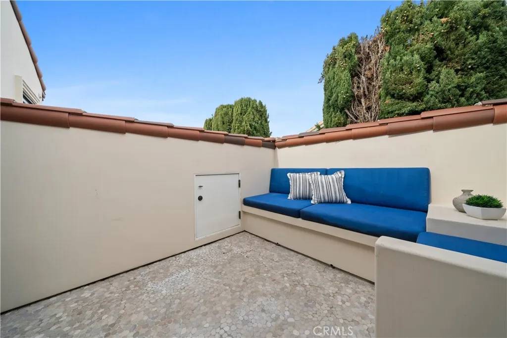 110 Via Trieste, Newport Beach, California 92663 home-pic-51