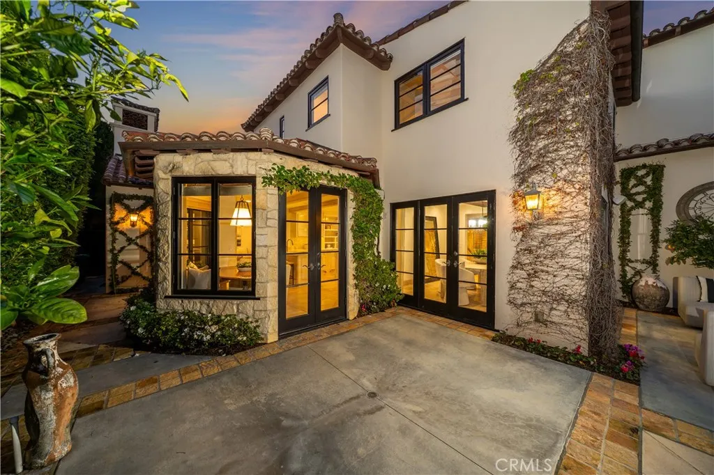 110 Via Trieste, Newport Beach, California 92663 home-pic-57
