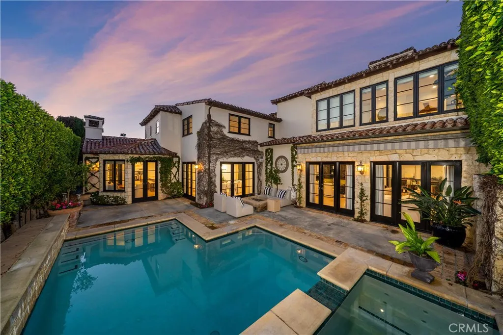 110 Via Trieste, Newport Beach, California 92663 home-pic-1