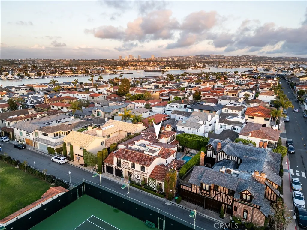 110 Via Trieste, Newport Beach, California 92663 home-pic-19