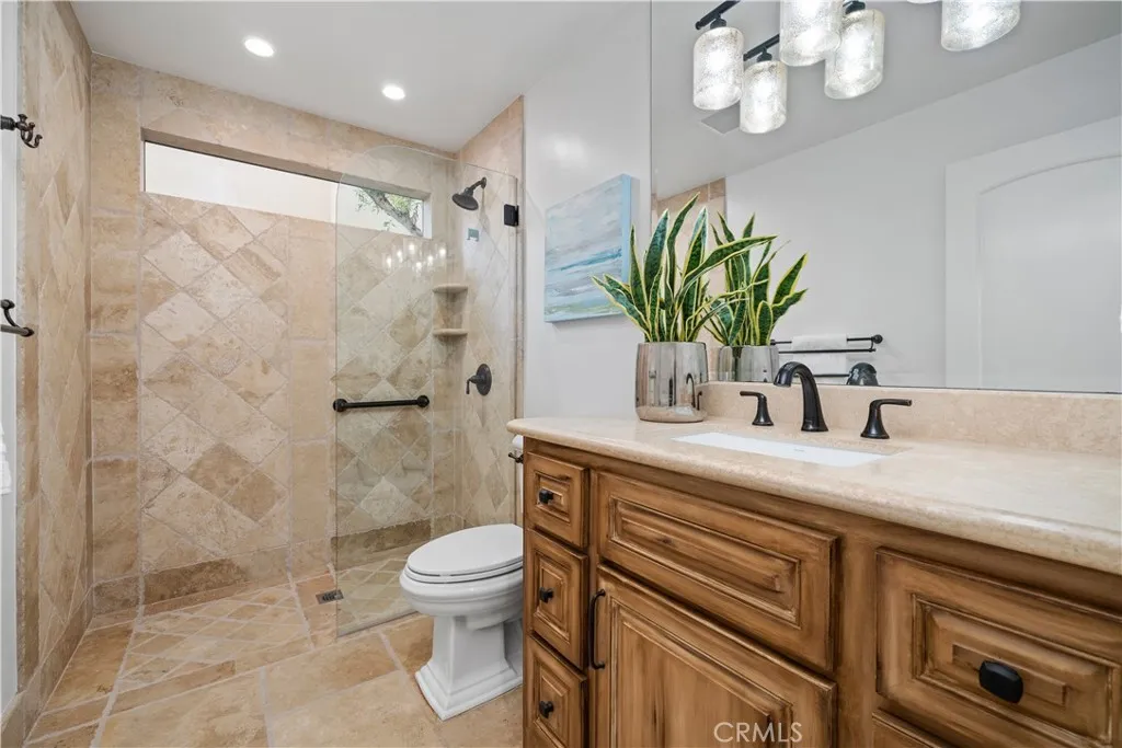 110 Via Trieste, Newport Beach, California 92663 home-pic-41