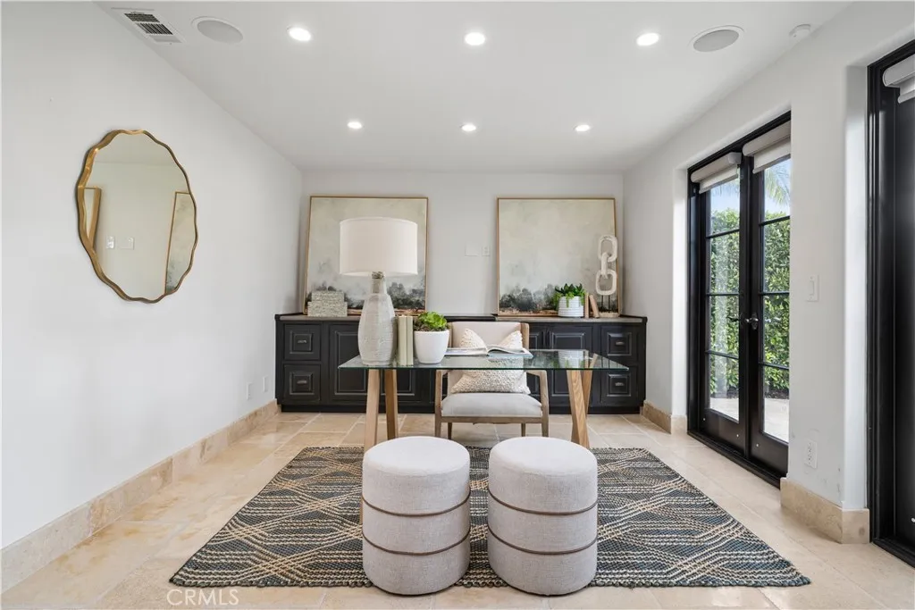 110 Via Trieste, Newport Beach, California 92663 home-pic-39