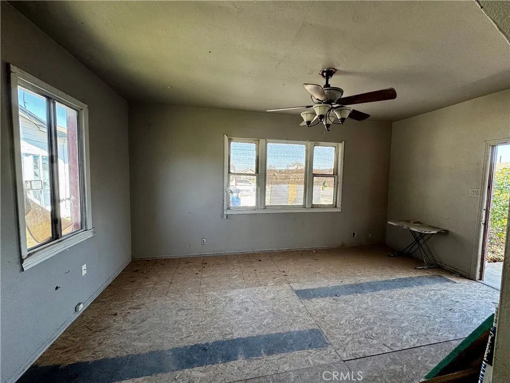 329 Chestnut, Needles, California 92363 home-pic-5