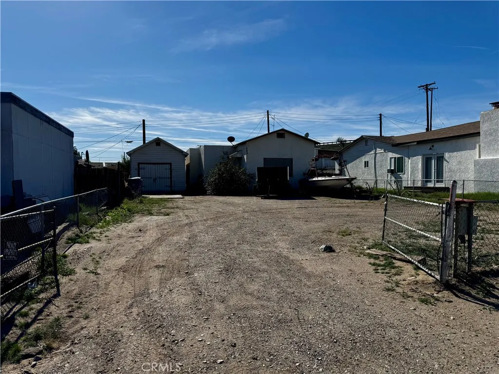 329 Chestnut, Needles, California 92363 home-pic-23