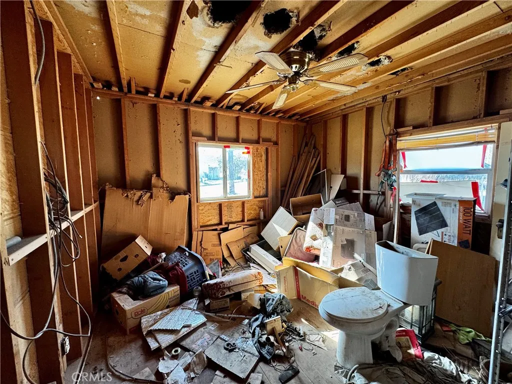 310 Walnut, Needles, California 92363 home-pic-16