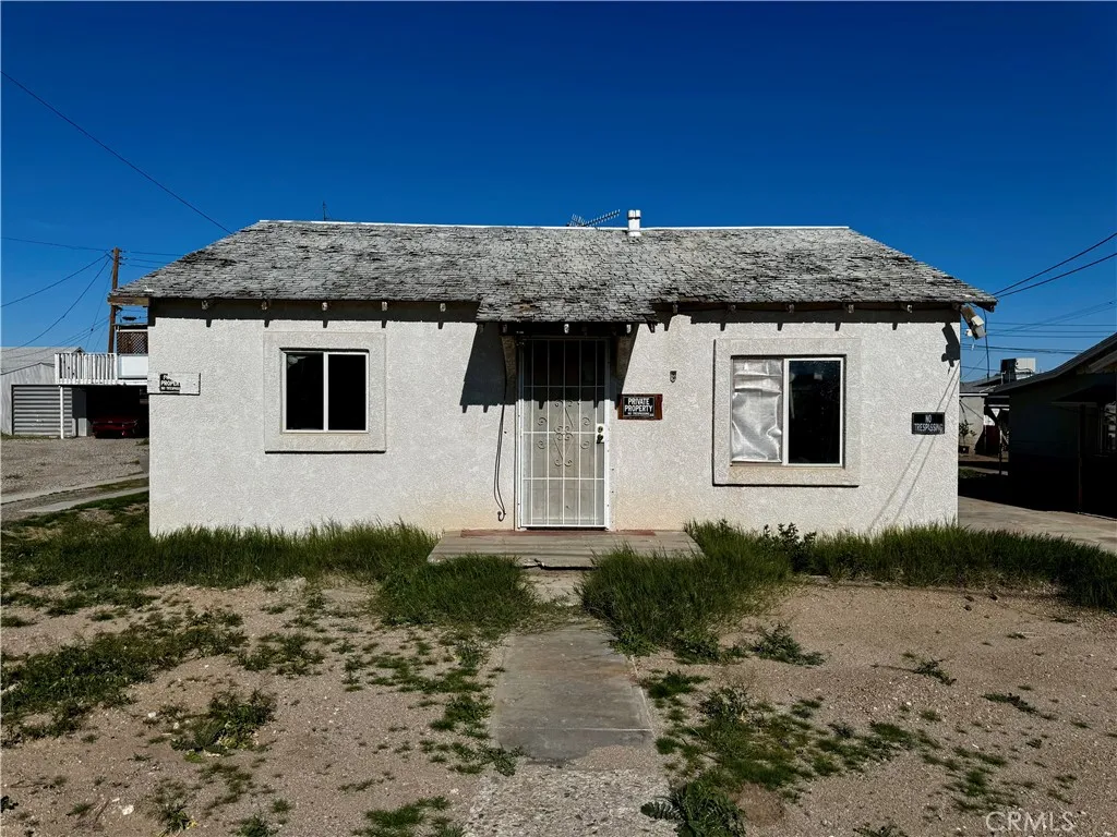 310 Walnut, Needles, California 92363 home-pic-1