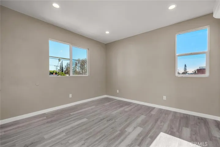 Spacious bedroom