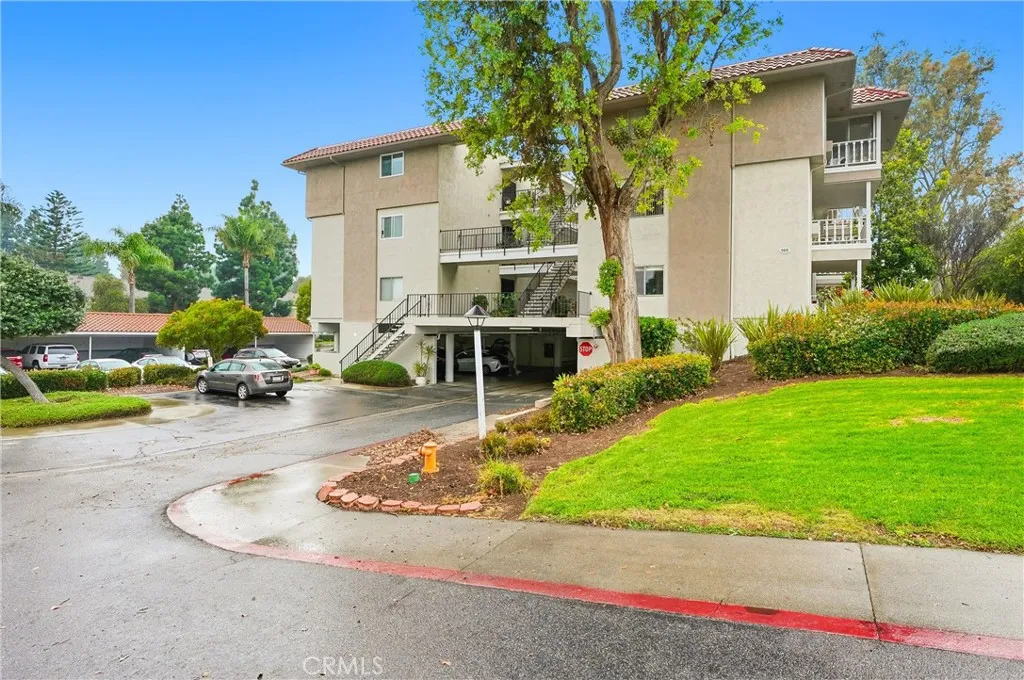 969 Calle Aragon 1c, Laguna Woods, California 92637 home-pic-26