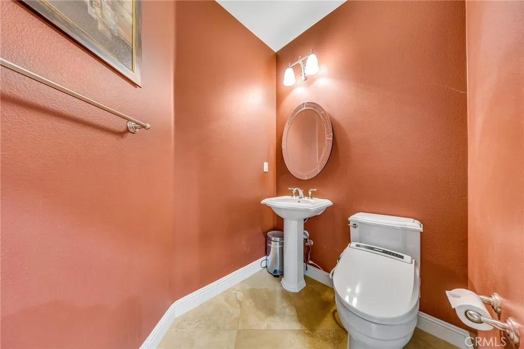 1/2 Bath