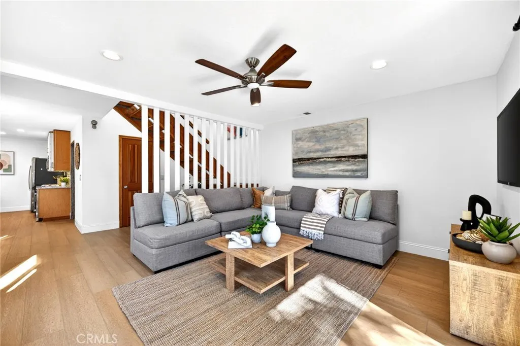 256 Juniper Ave B6, Carlsbad, California 92008 home-pic-8