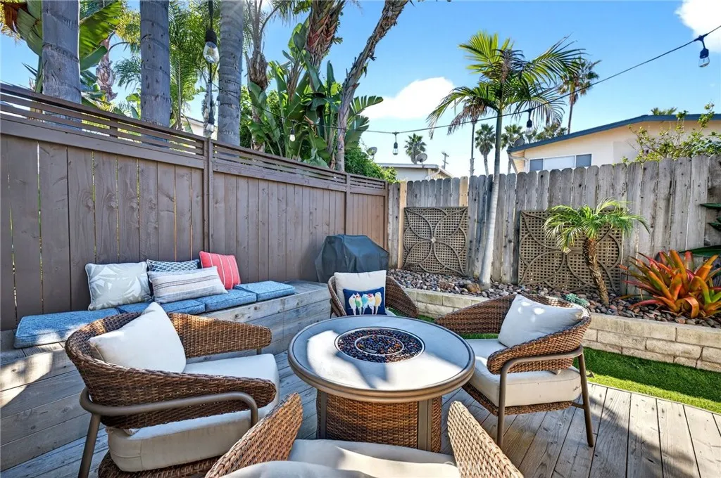 256 Juniper Ave B6, Carlsbad, California 92008 home-pic-37