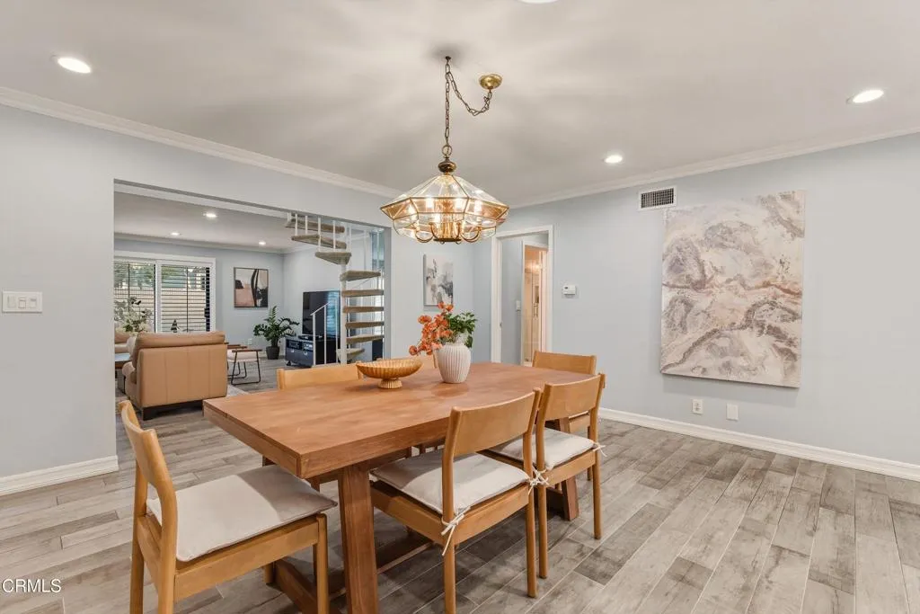 514 E Moorehaven Drive, Carson, California 90746 home-pic-9