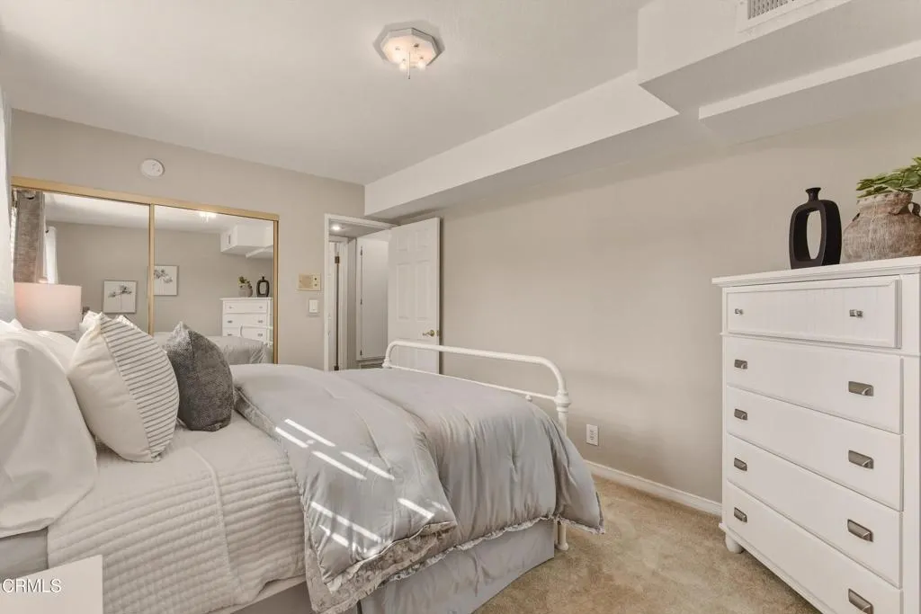 514 E Moorehaven Drive, Carson, California 90746 home-pic-28