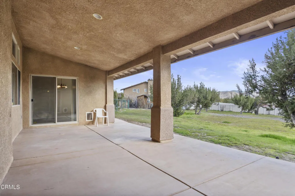 17355 La Junta Street, Hesperia, California 92345 home-pic-24
