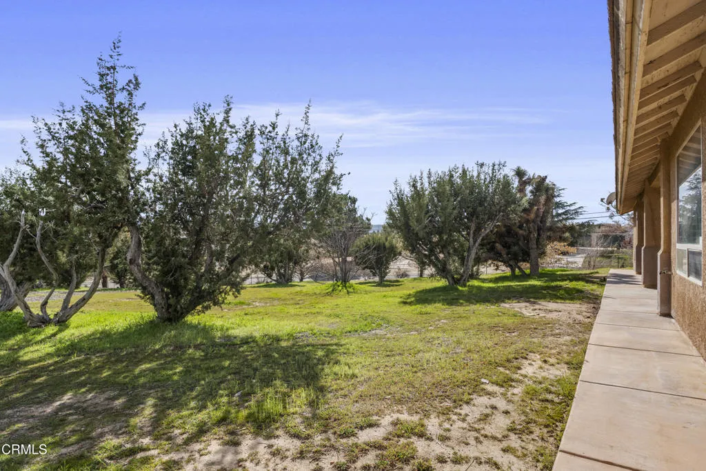 17355 La Junta Street, Hesperia, California 92345 home-pic-27