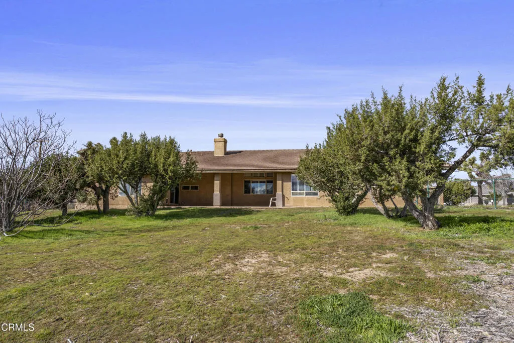 17355 La Junta Street, Hesperia, California 92345 home-pic-28