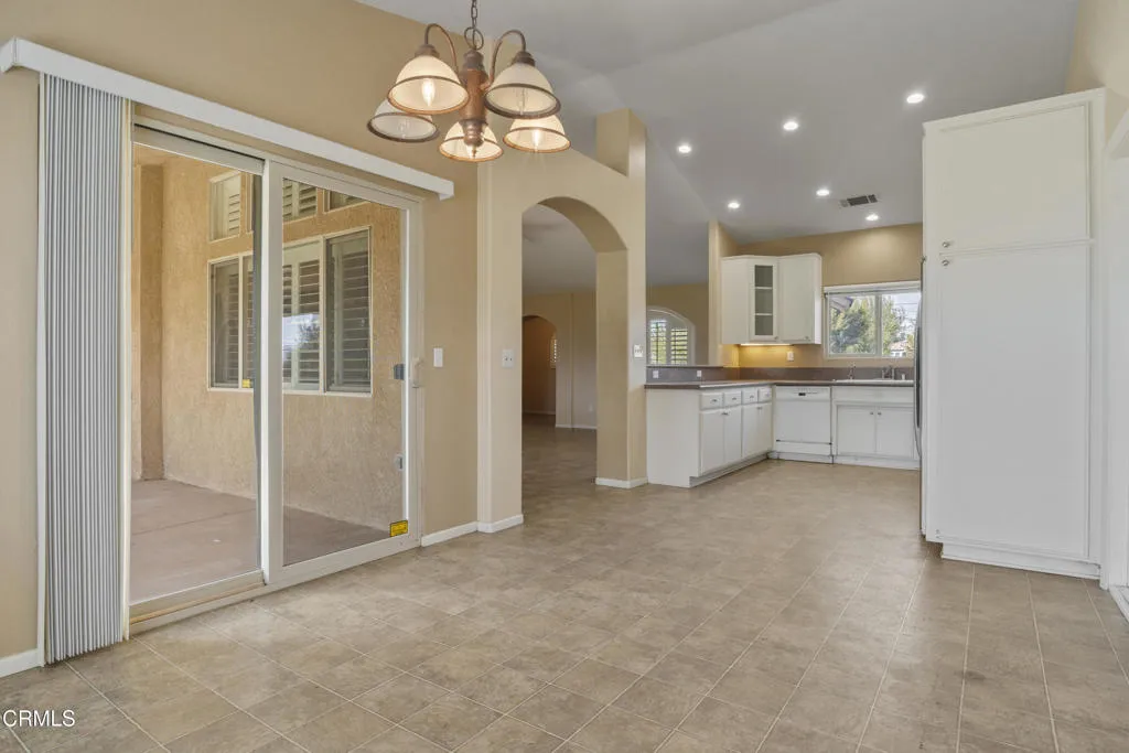 17355 La Junta Street, Hesperia, California 92345 home-pic-14