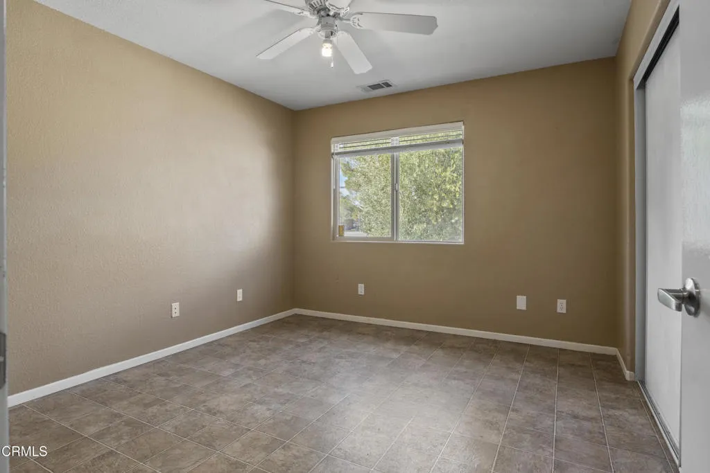 17355 La Junta Street, Hesperia, California 92345 home-pic-22