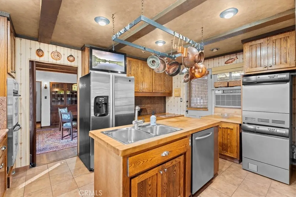 472 W 10th, Claremont, California 91711 home-pic-29