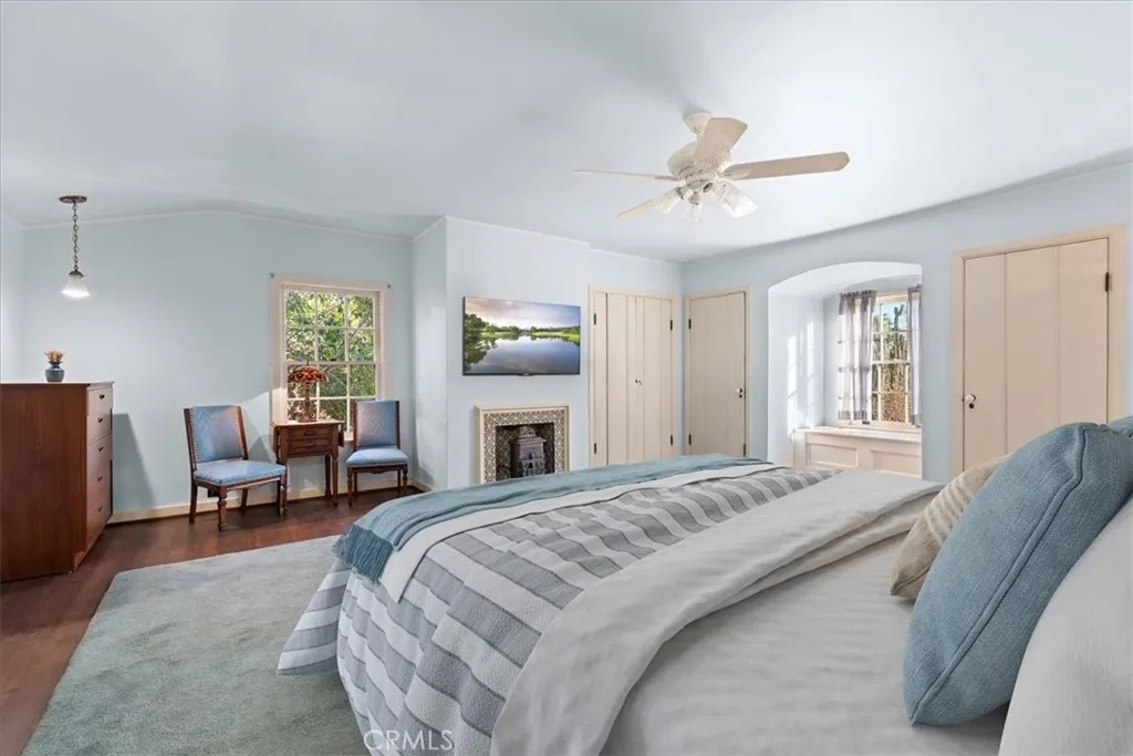472 W 10th, Claremont, California 91711 home-pic-36