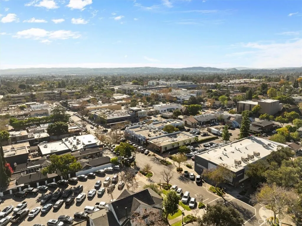 472 W 10th, Claremont, California 91711 home-pic-65