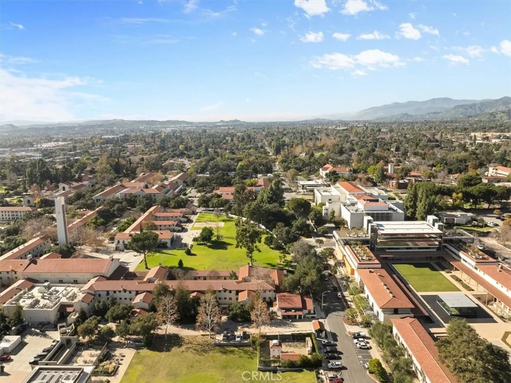472 W 10th, Claremont, California 91711 home-pic-62