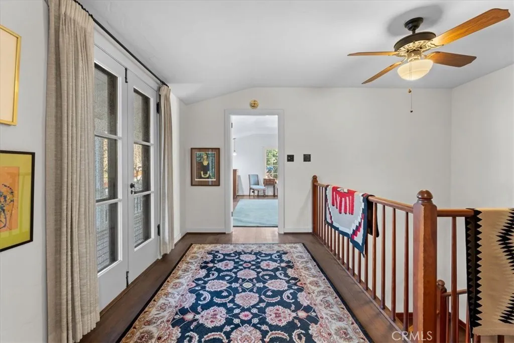 472 W 10th, Claremont, California 91711 home-pic-34