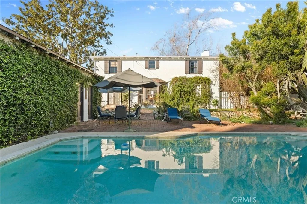 472 W 10th, Claremont, California 91711 home-pic-48