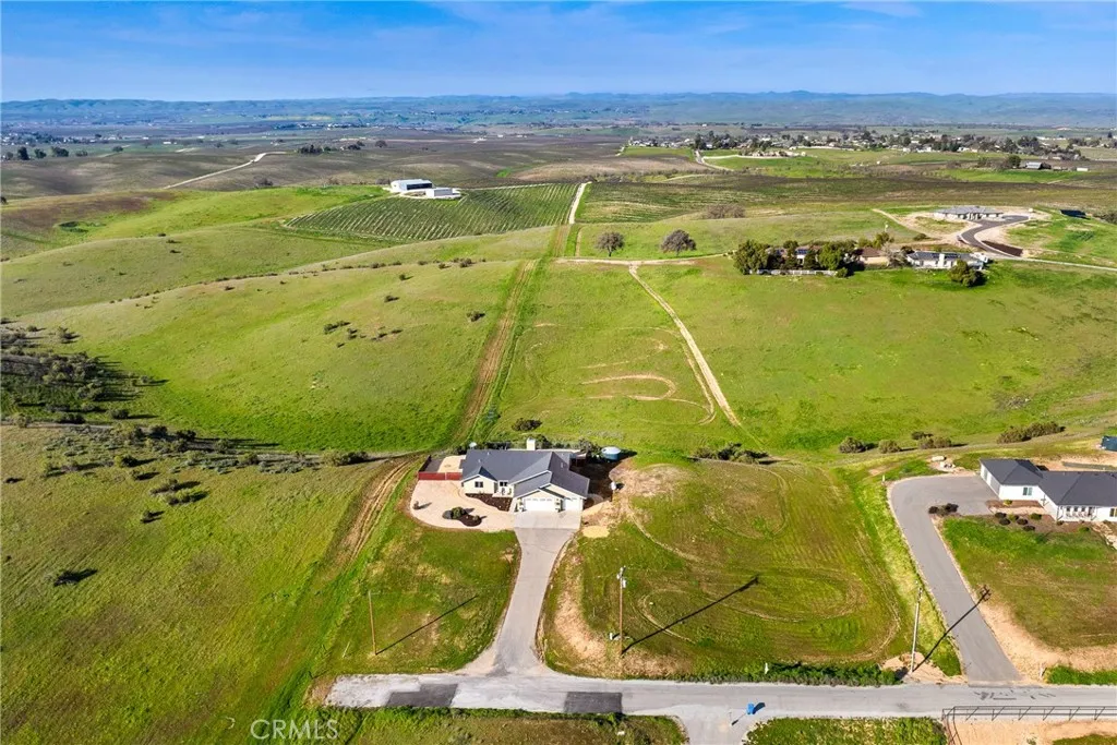 5995 Black Tail Place, Paso Robles, California 93446 home-pic-35