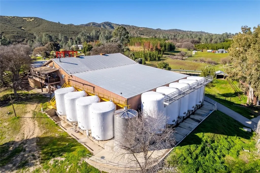 535 Calf Canyon Highway, Creston, California 93432 home-pic-9