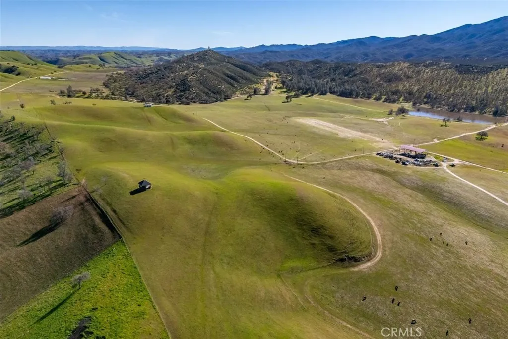 535 Calf Canyon Highway, Creston, California 93432 home-pic-3