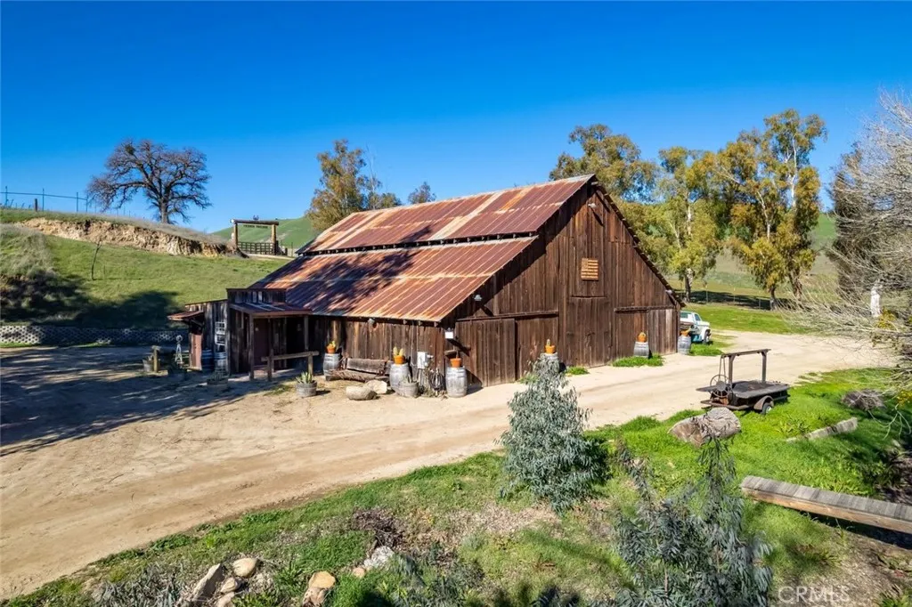 535 Calf Canyon Highway, Creston, California 93432 home-pic-60