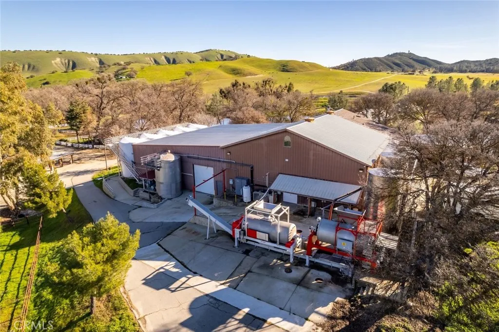 535 Calf Canyon Highway, Creston, California 93432 home-pic-8
