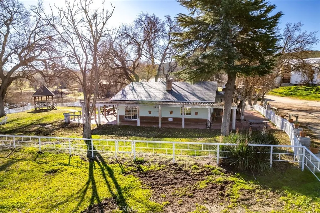535 Calf Canyon Highway, Creston, California 93432 home-pic-24