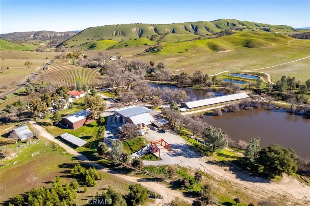 535 Calf Canyon Highway, Creston, California 93432 home-pic-6