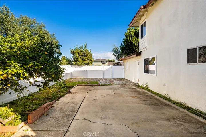 2531 2531 Hartford, Fullerton, California 92835