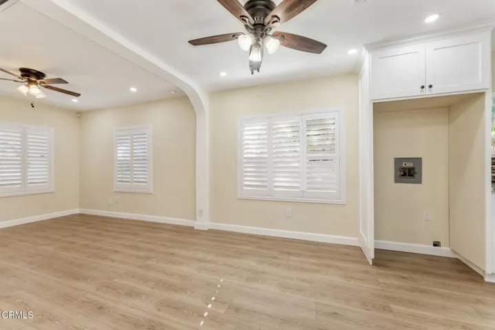 1129 La Puerta St - Living room #5