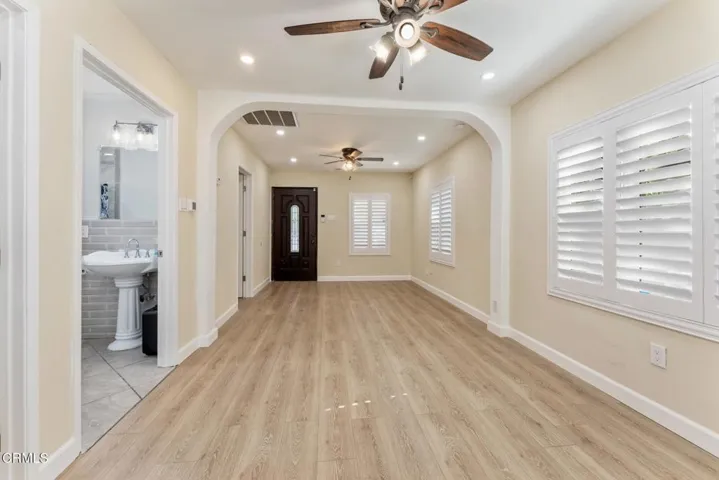 1129 La Puerta St - Living room #3