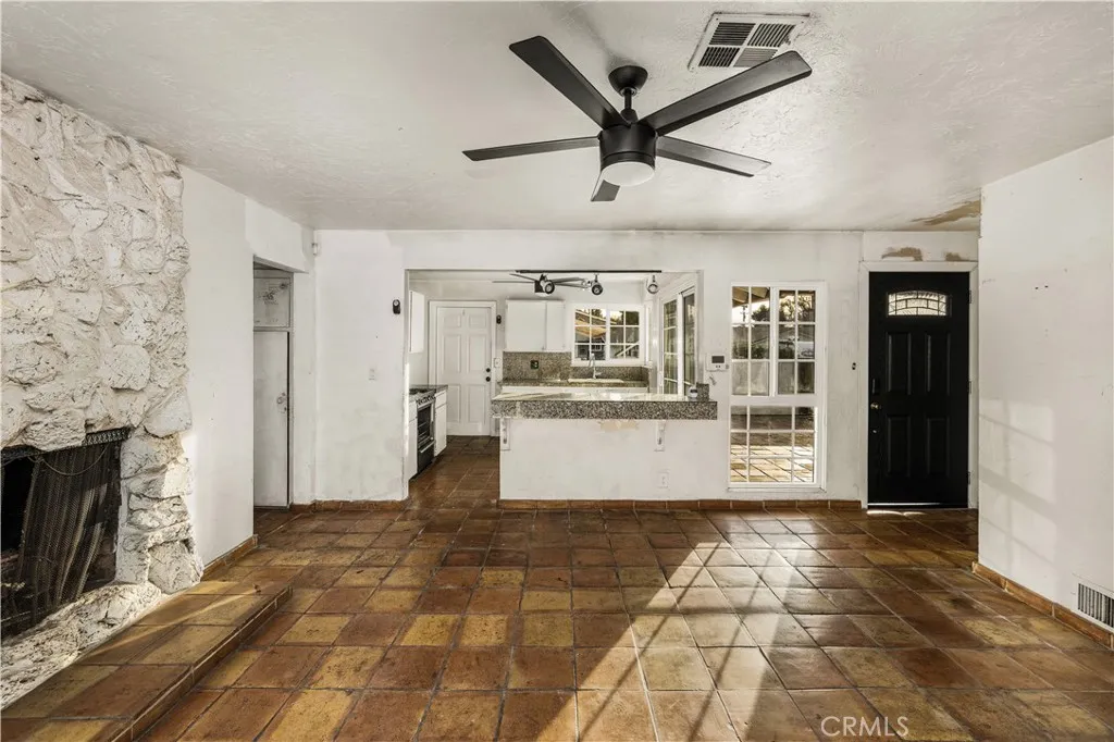11151 Clarissa Street, Garden Grove, California 92840 home-pic-8