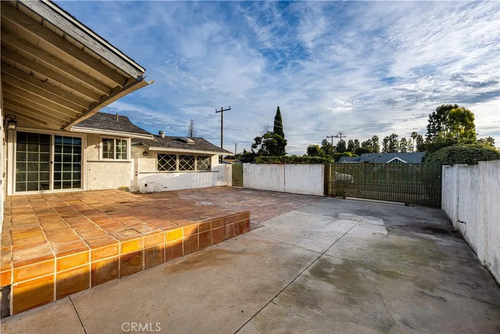 11151 Clarissa Street, Garden Grove, California 92840 home-pic-3