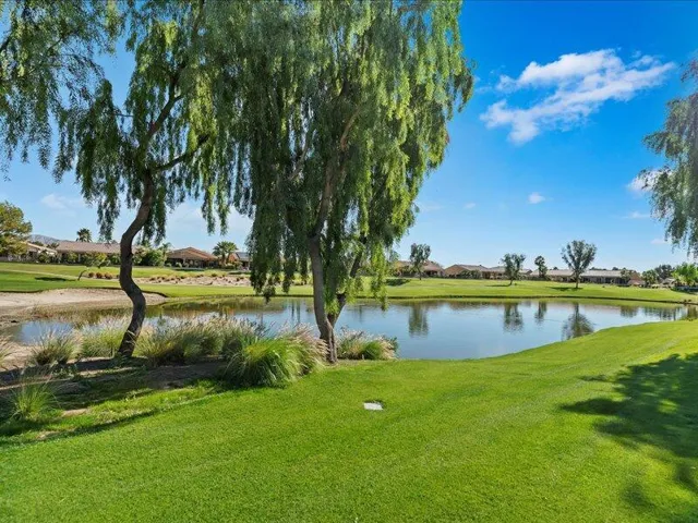 51-Lake & Golf Course