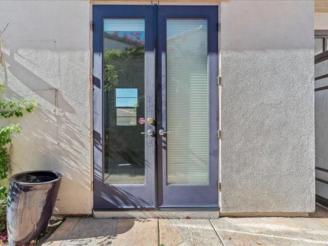 12-Casita Entrance