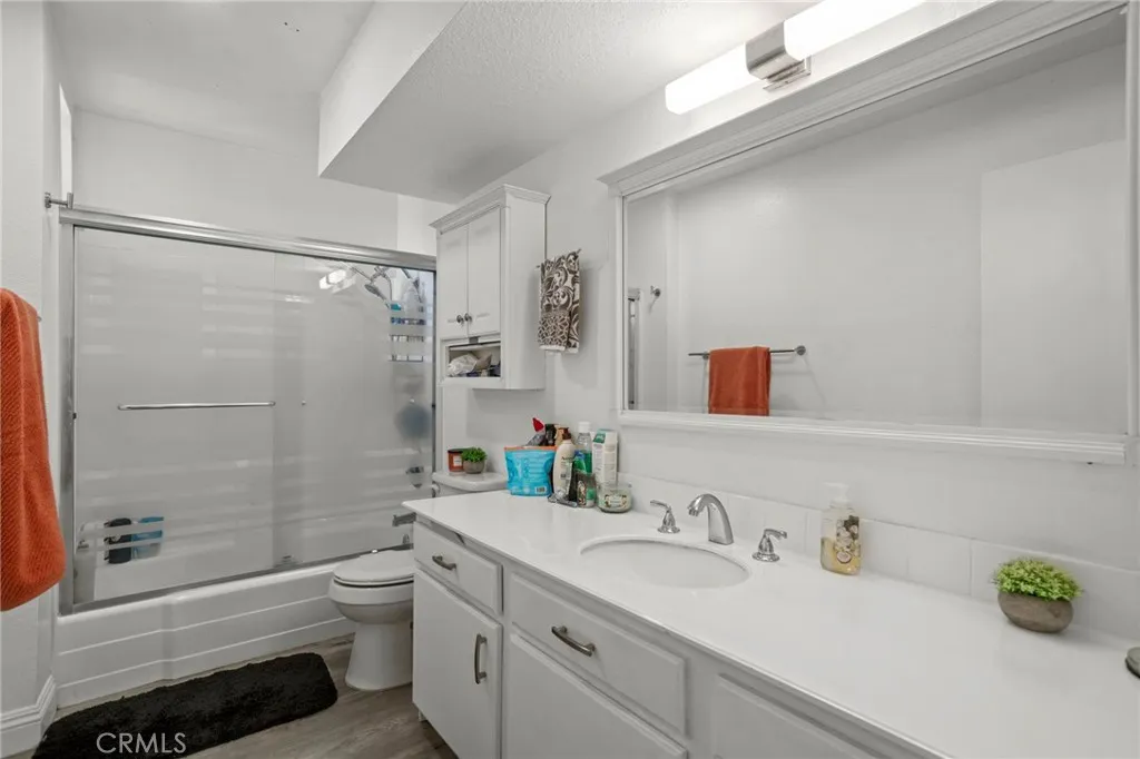 1981 W Bayshore, Anaheim, California 92801 home-pic-21