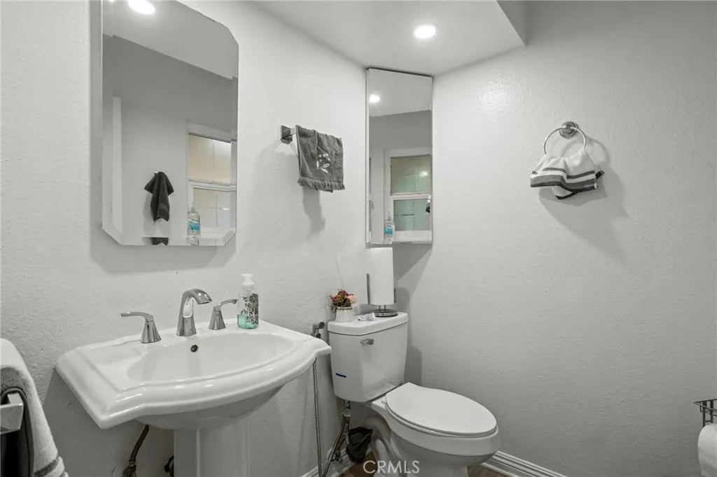 1981 W Bayshore, Anaheim, California 92801 home-pic-24