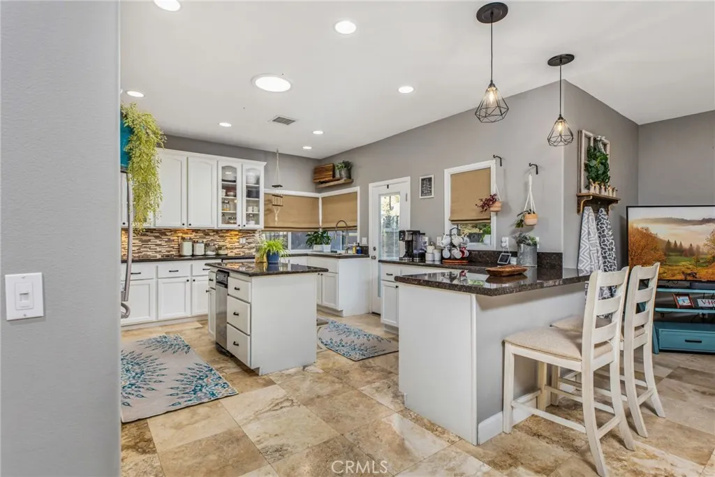 29110 Longhorn, Canyon Lake, California 92587 home-pic-2